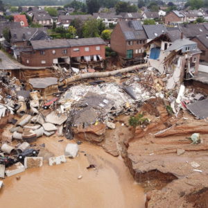 Hochwasser durch Bach im Rohr?